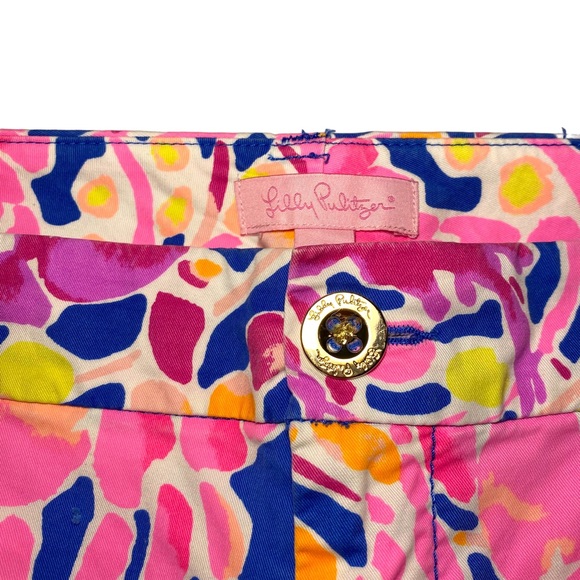 Lilly Pulitzer Stretch Chino Dress Pants in Catch & Release Print / Size 6 - Picture 3 of 10